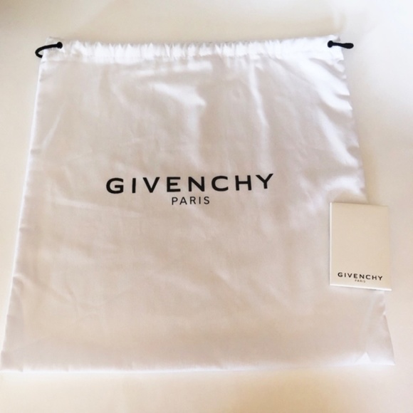 Givenchy envelope clutch / wallet on chain NWT - Picture 12 of 13